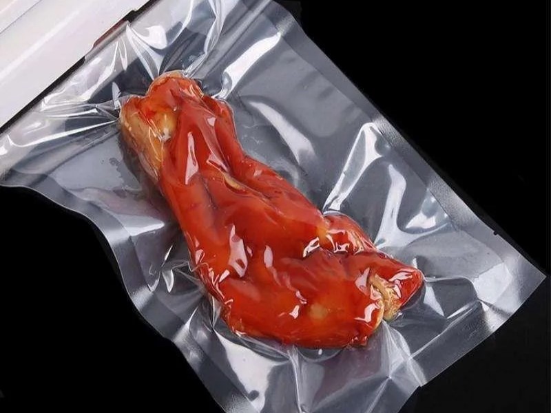 Mengapa Kantong Plastik Vakum Menjadi Kemasan Utama dalam Industri Makanan?